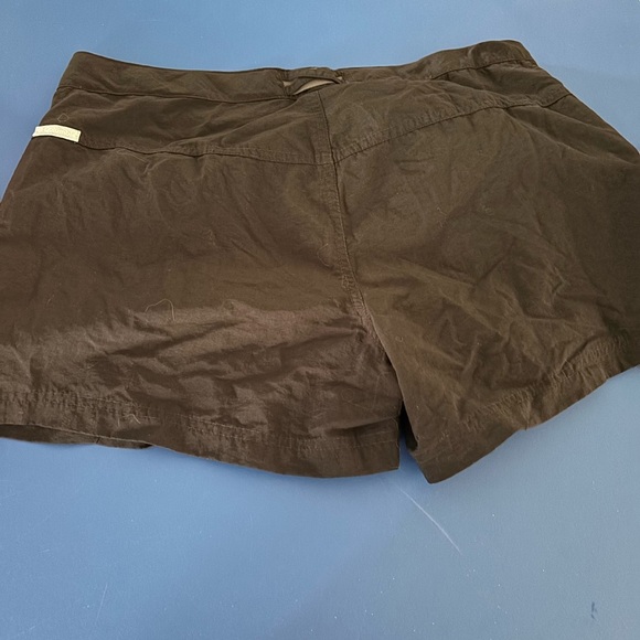 Columbia Women's black Cargo Shorts M - Picture 4 of 6